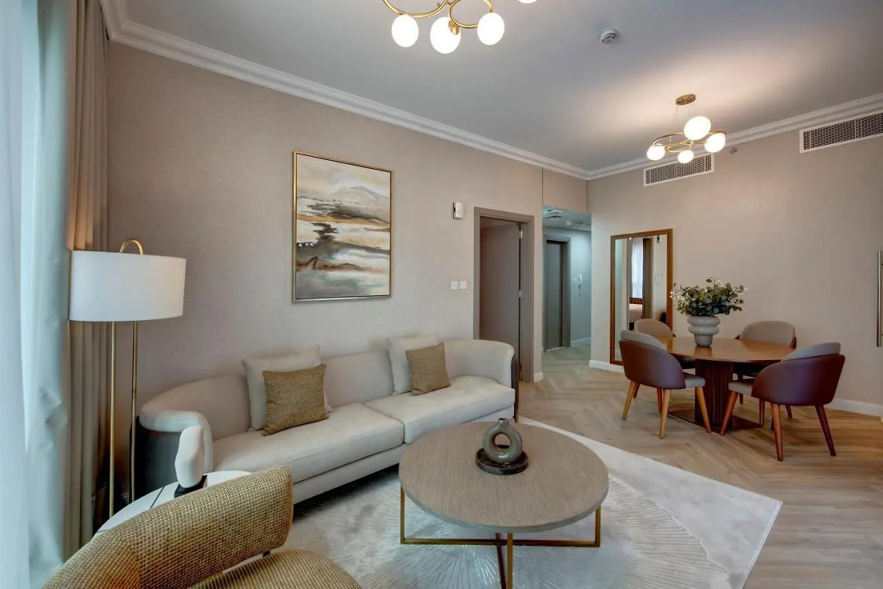 Royal Regency Suites Marina Dubai Aparthotel