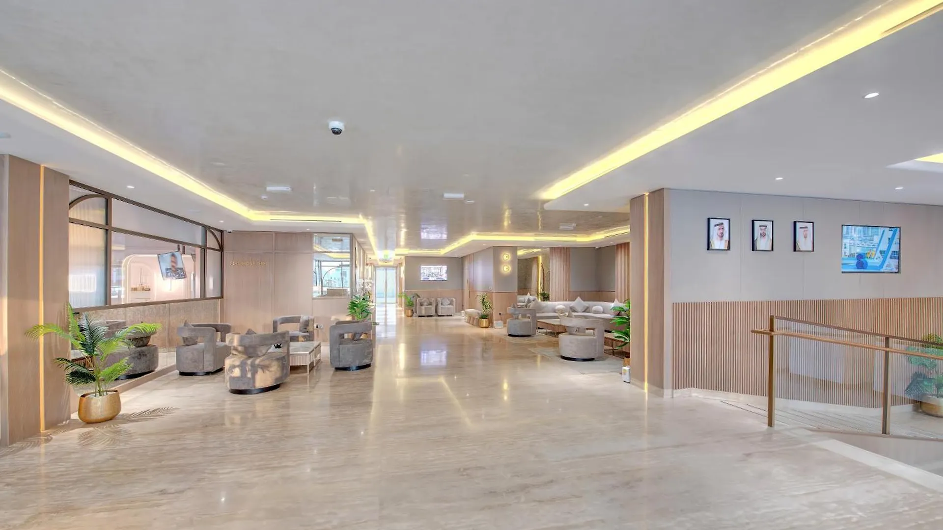 Royal Regency Suites Marina Dubai